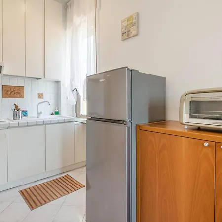 Beautiful In With Kitchenette
